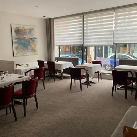 Hotel Paris Vesinet -ex Des 3 Marches Le Vésinet