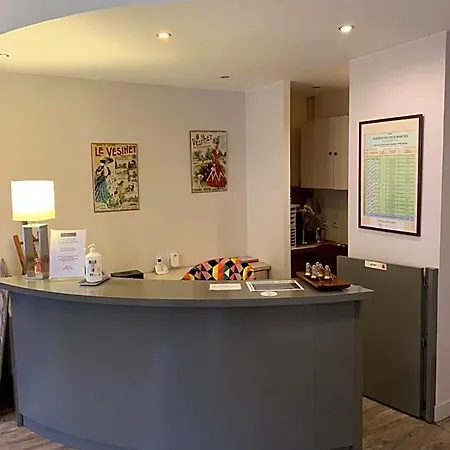 Paris Vesinet -ex Des 3 Marches Szálloda 3*