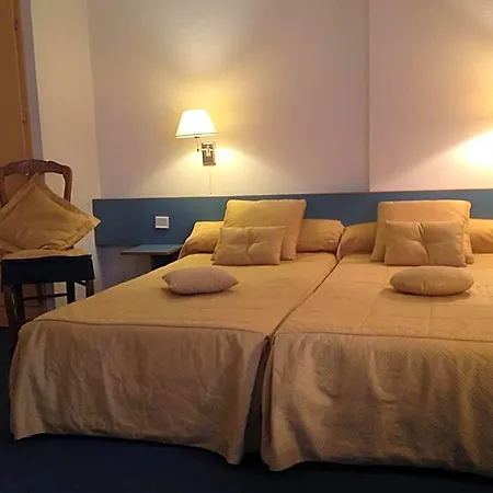 Hotel Paris Vesinet -ex Des 3 Marches Le Vésinet