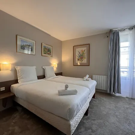 Paris Vesinet -ex Des 3 Marches Hotel