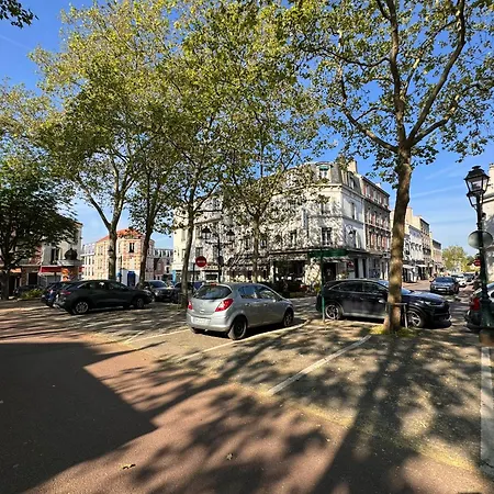 Hotell Paris Vesinet -ex Des 3 Marches Le Vésinet